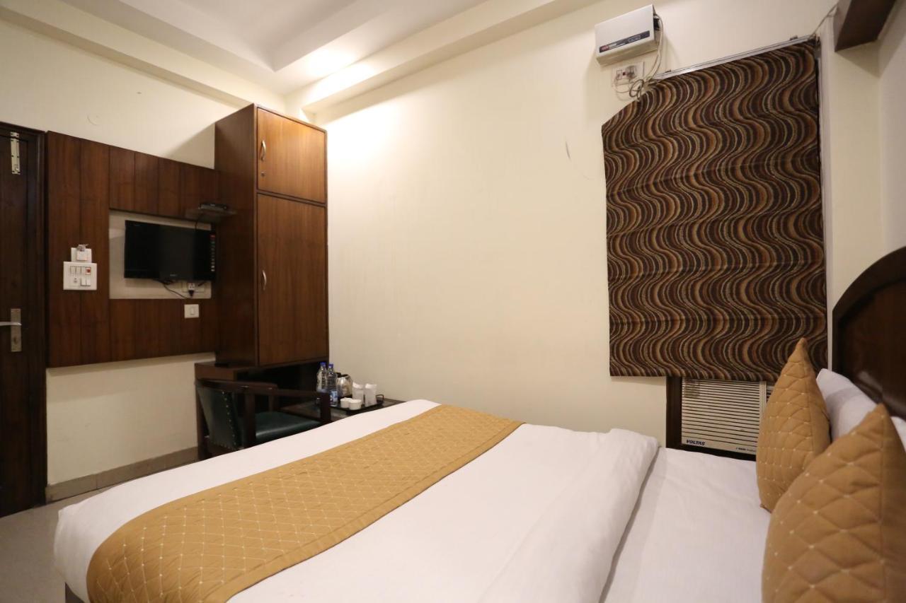 Hotel Gaylord International - New Delhi Exteriör bild