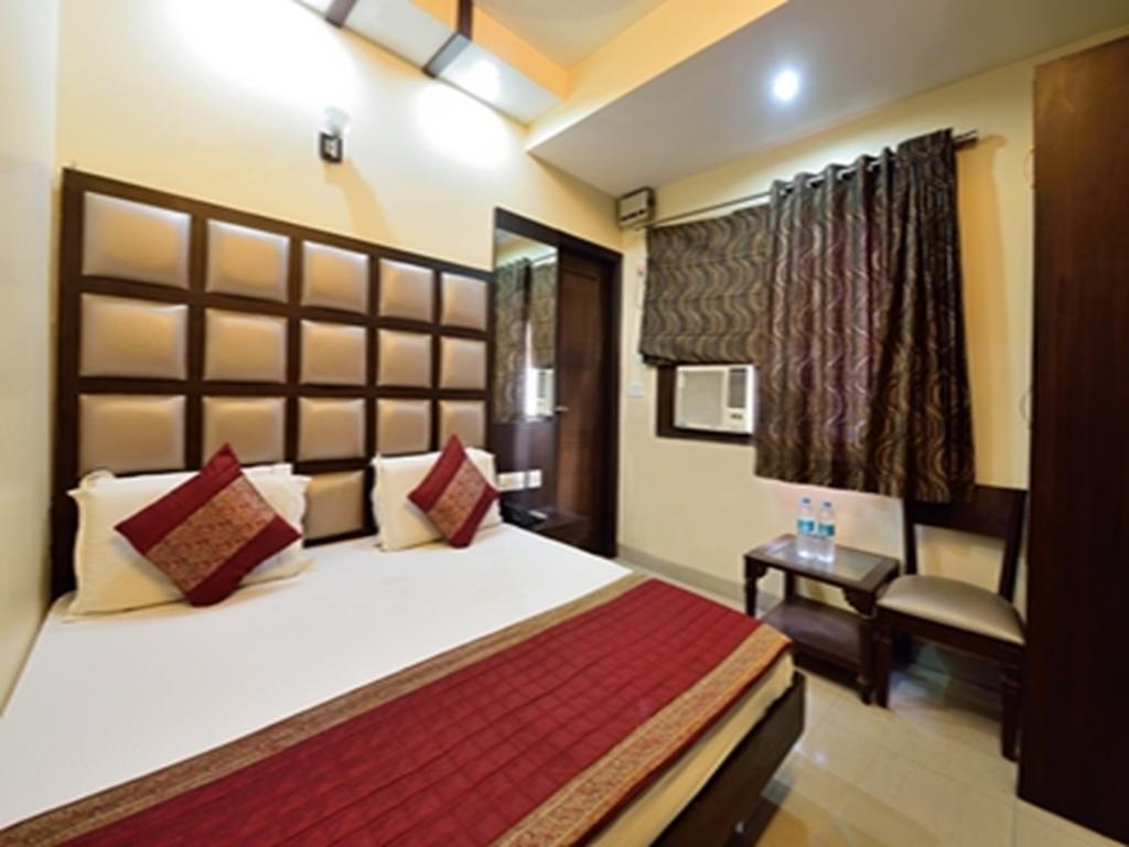Hotel Gaylord International - New Delhi Exteriör bild
