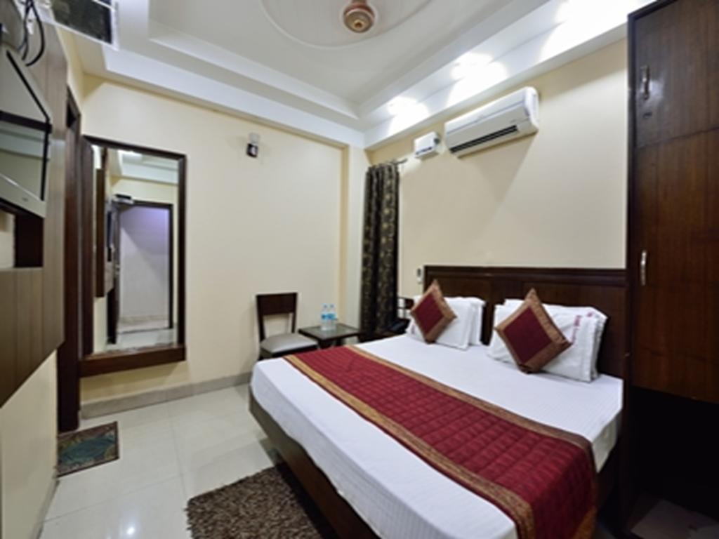 Hotel Gaylord International - New Delhi Exteriör bild